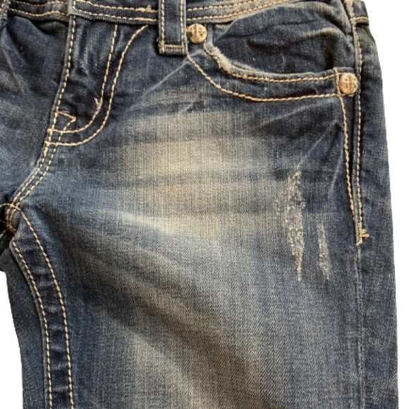 Miss Me Cuffed Capri Medium Wash NWT Size 26 - Picture 8 of 12